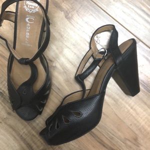 Jeffrey Campbell leather peep toe